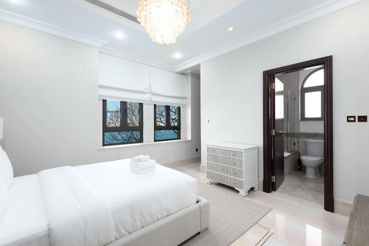 Maison Privee - Palm Jumeirah Beach Front Xl Villa With Private Pool Dubai United Arab Emirates